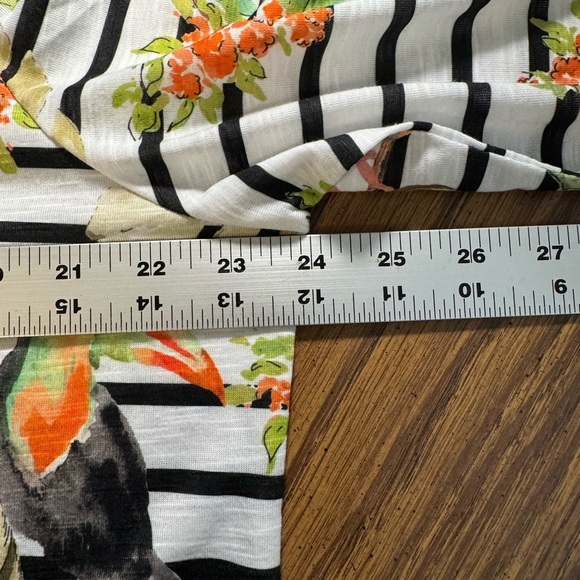 Alfred Dunner Tropical Print Shirt with black stripes. Size L. - Picture 8 of 9